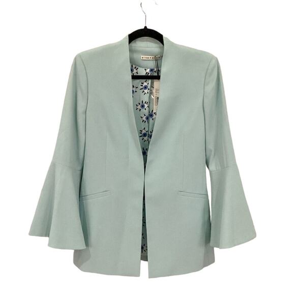 Alice + Olivia Skye Trumpet Sleeve Boyfriend Blazer Powder Blue Size Small NWT - Picture 2 of 15